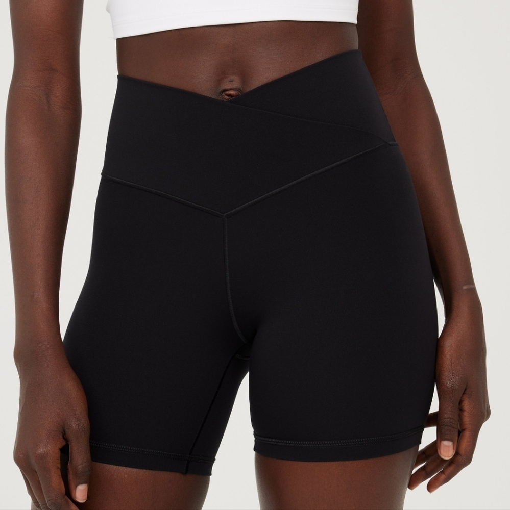 Aerie Offline Cross Over High-Waisted Shorts